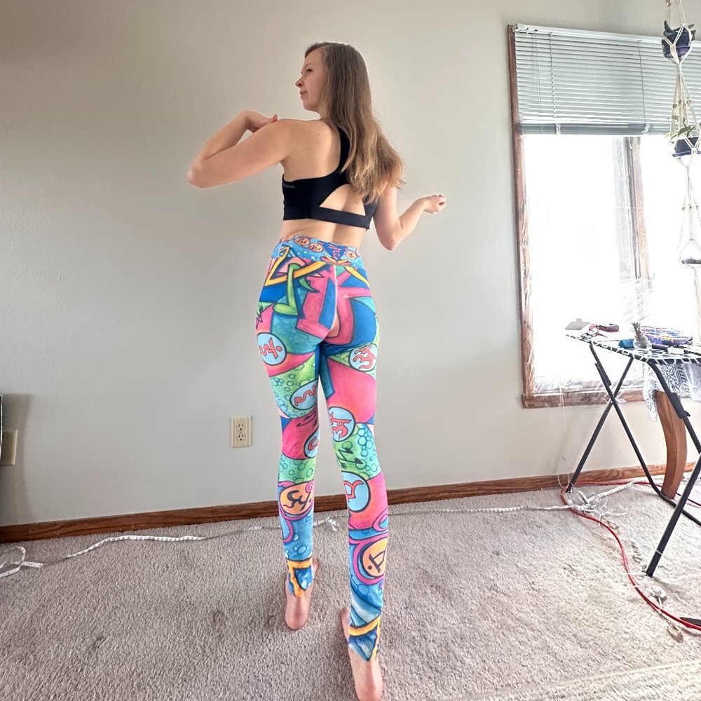 Throat Chakra Yoga Pants